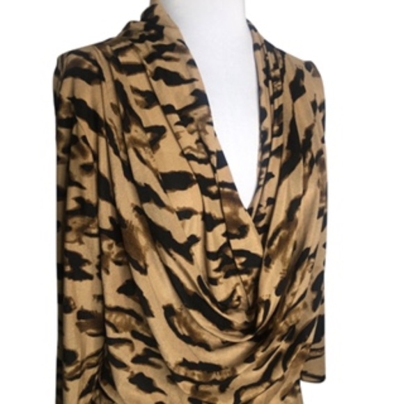 Juliette Animal Print Drawstring Front Low Cowl Drop Collar Long Sleeve Top Sz L - Picture 2 of 9